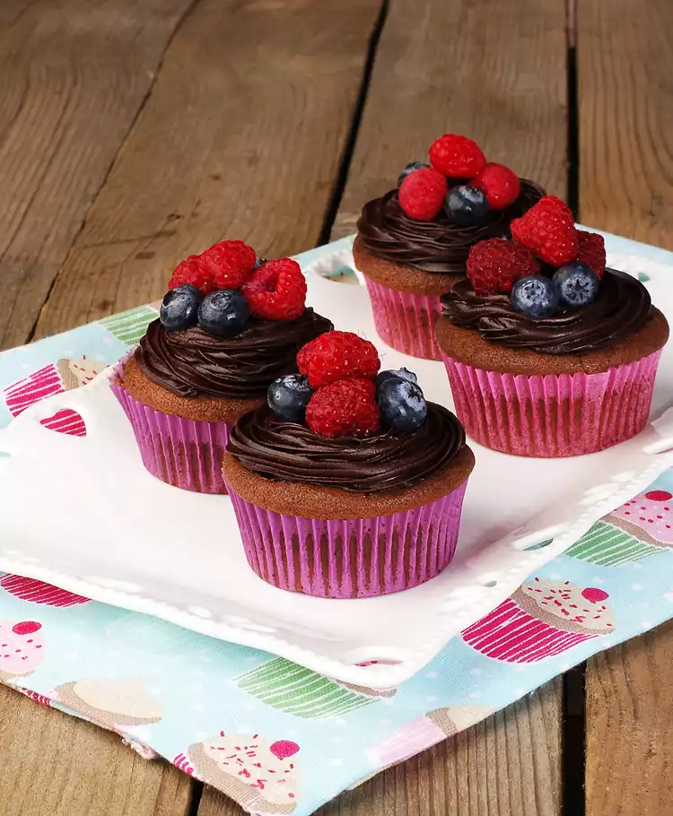 Orman Meyveli Muffin